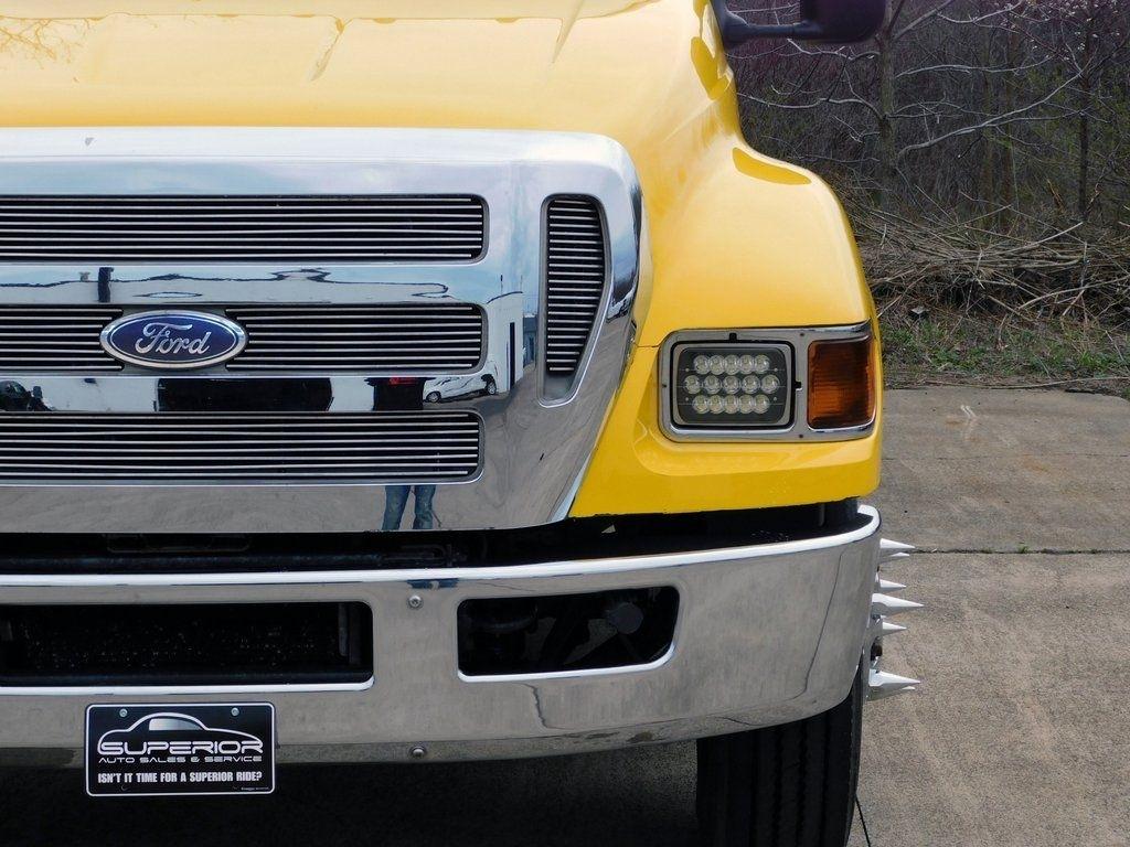 Ford F-650 Crew Cab 2WD DRW 2008