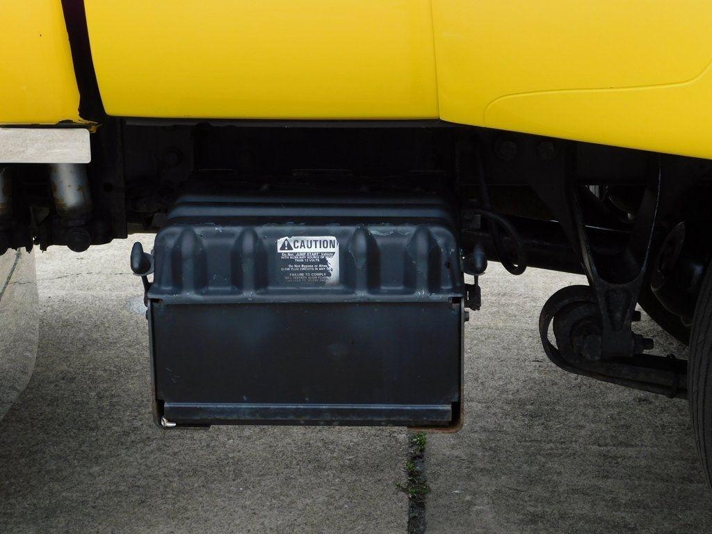 Ford F-650 Crew Cab 2WD DRW 2008