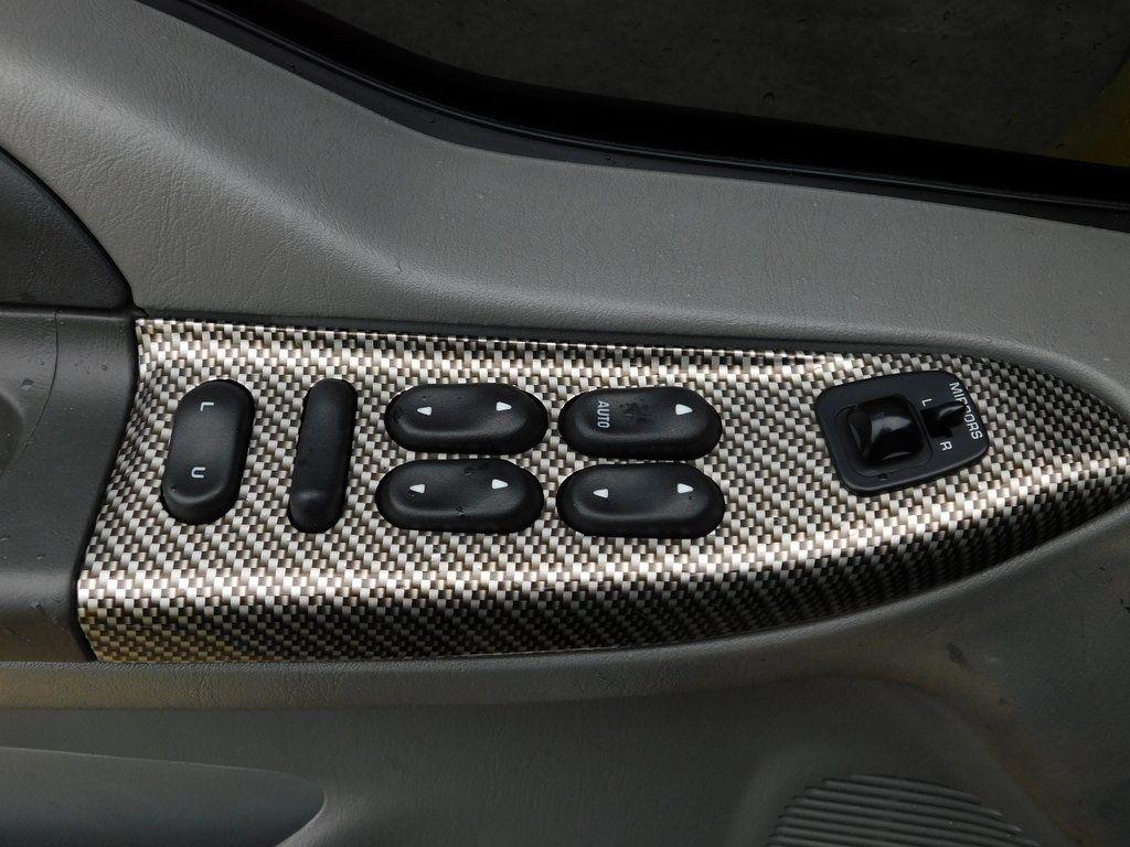 Ford F-650 Crew Cab 2WD DRW 2008