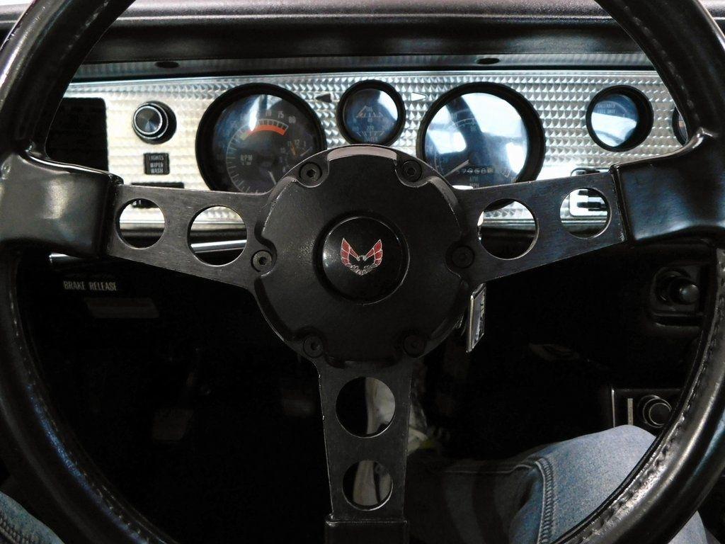 Pontiac Firebird  1975