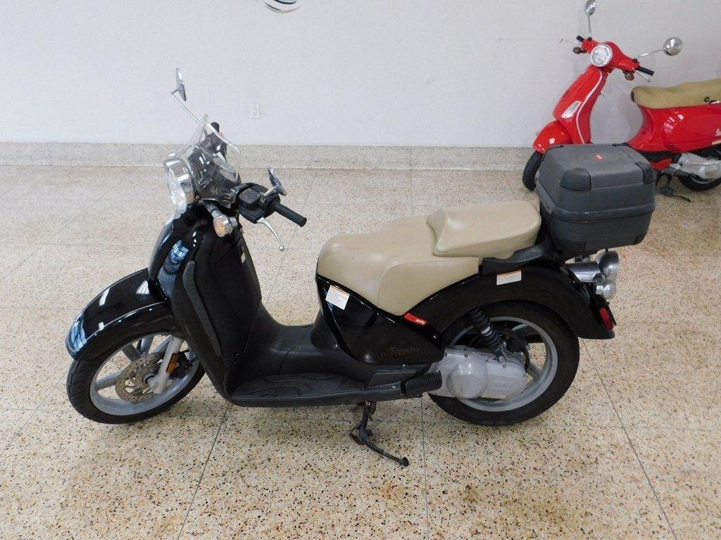 Aprilia Scarabeo 150  2001