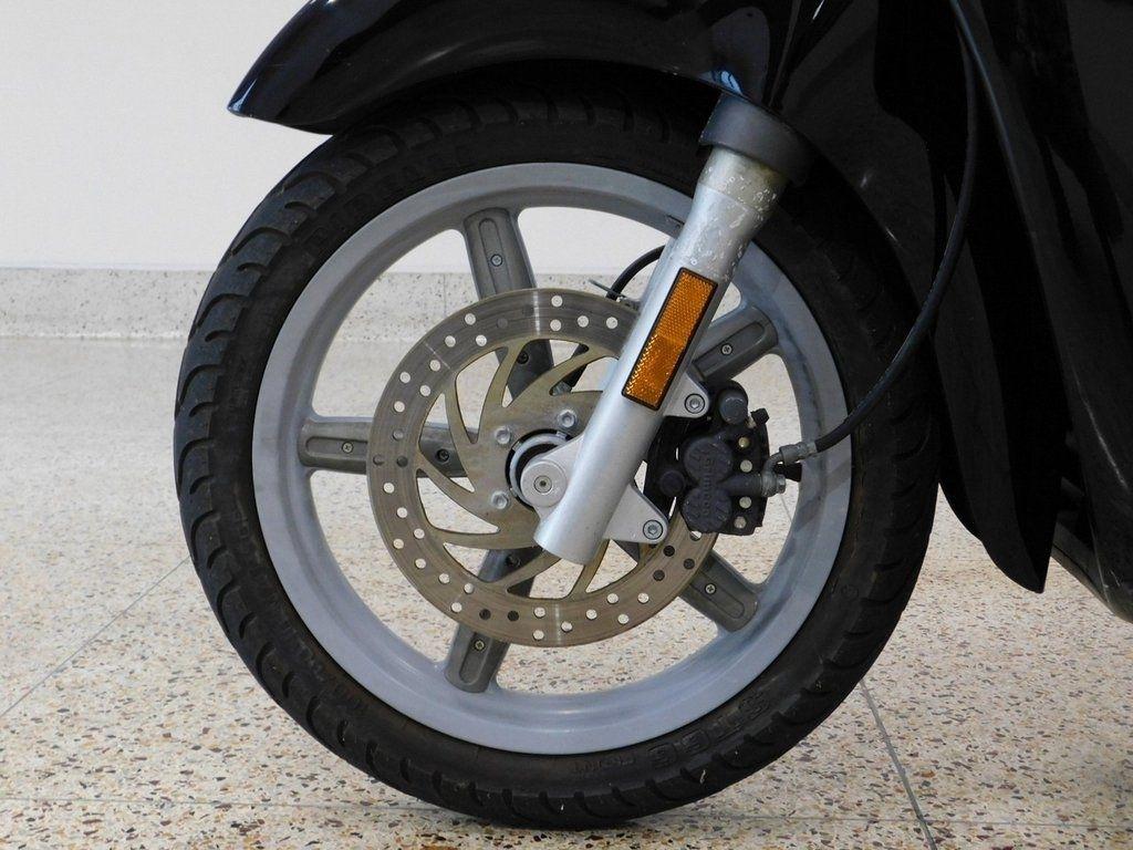 Aprilia Scarabeo 150  2001