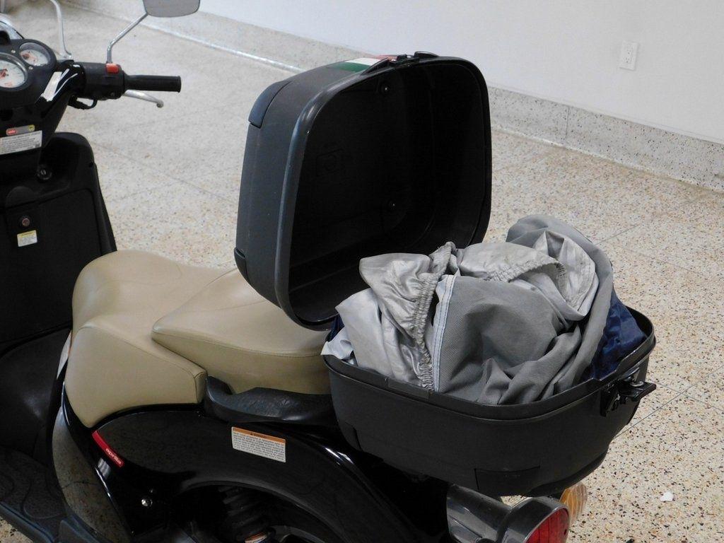 Aprilia Scarabeo 150  2001