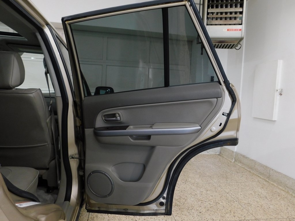 Suzuki Grand Vitara Luxury 4WD 2007