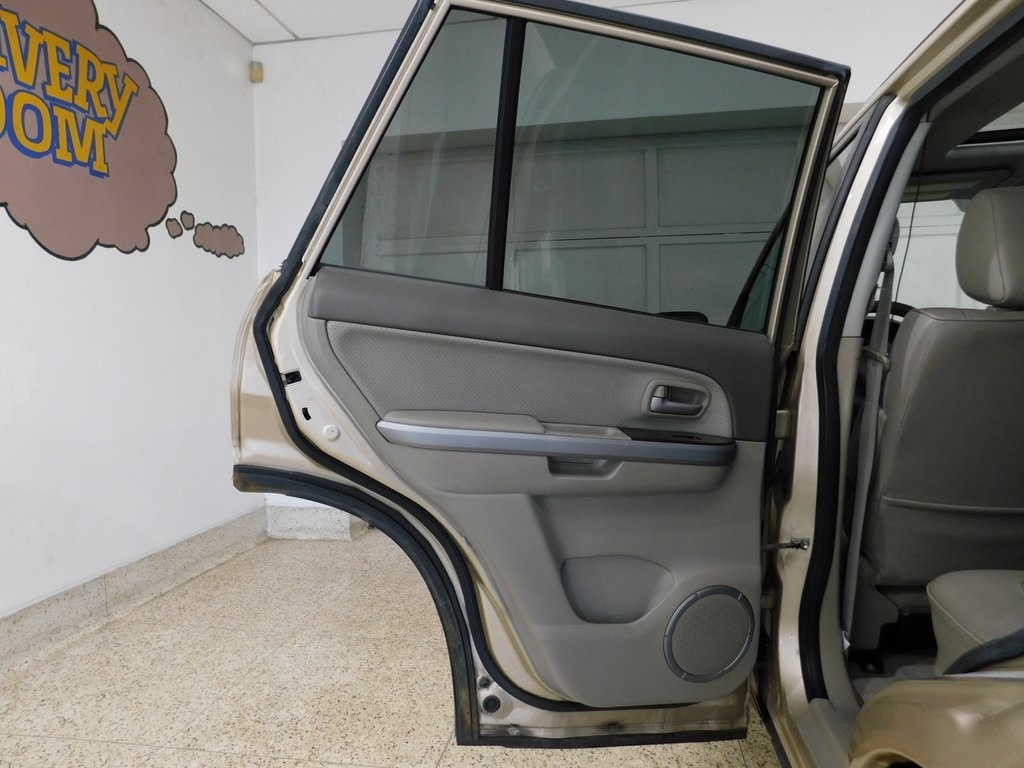 Suzuki Grand Vitara Luxury 4WD 2007