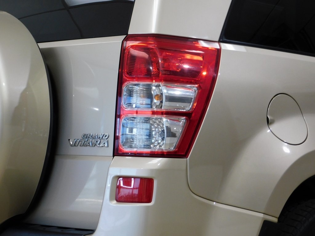 Suzuki Grand Vitara Luxury 4WD 2007