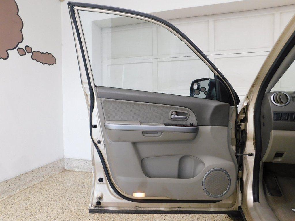 Suzuki Grand Vitara Luxury 4WD 2007