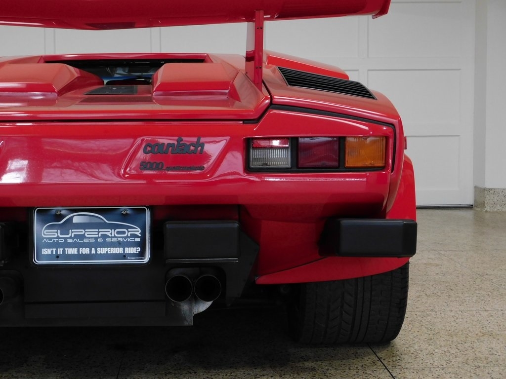 Lamborghini Countach  1986