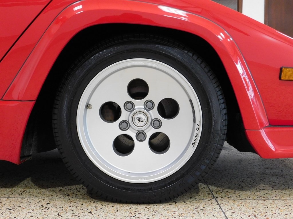 Lamborghini Countach  1986