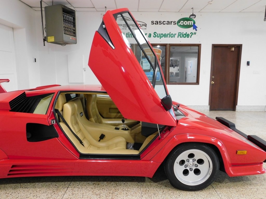 Lamborghini Countach  1986