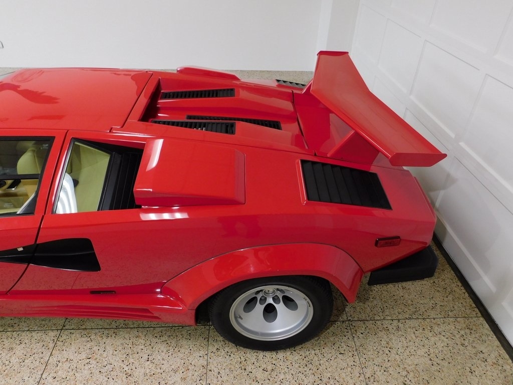 Lamborghini Countach  1986