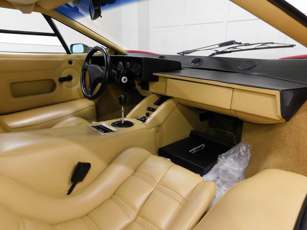 Lamborghini Countach  1986
