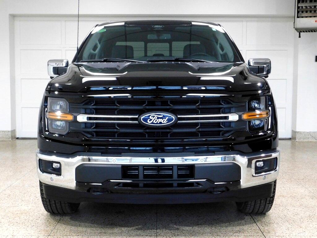 2024 Ford F-150 XLT photo 2