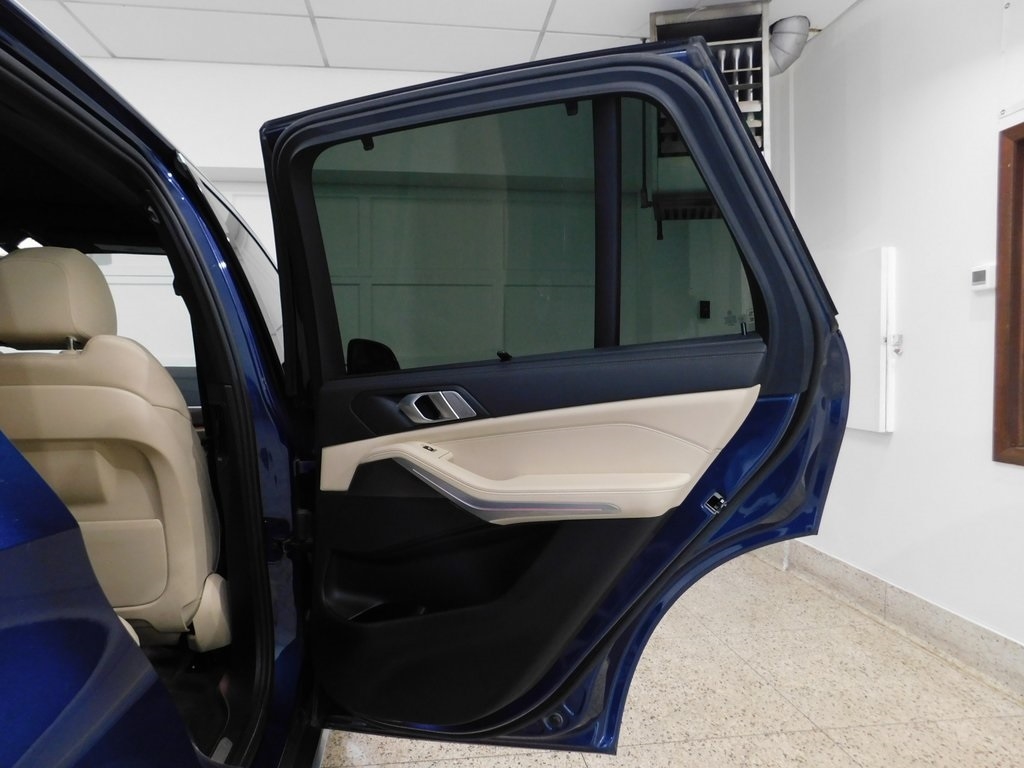 BMW X5 xDrive40i 2021