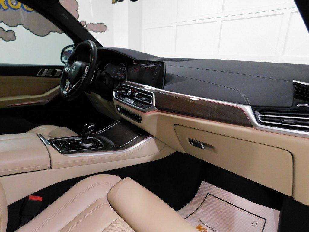 BMW X5 xDrive40i 2021