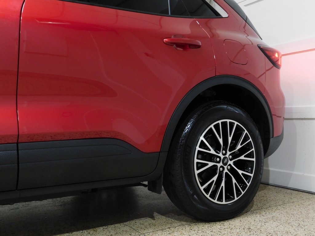 Ford Escape Plug-in Hybrid Base 2024