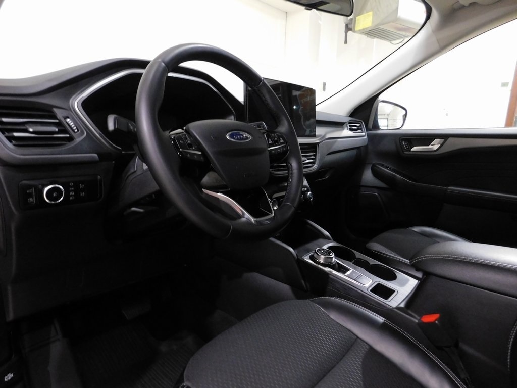 Ford Escape Plug-in Hybrid Base 2024