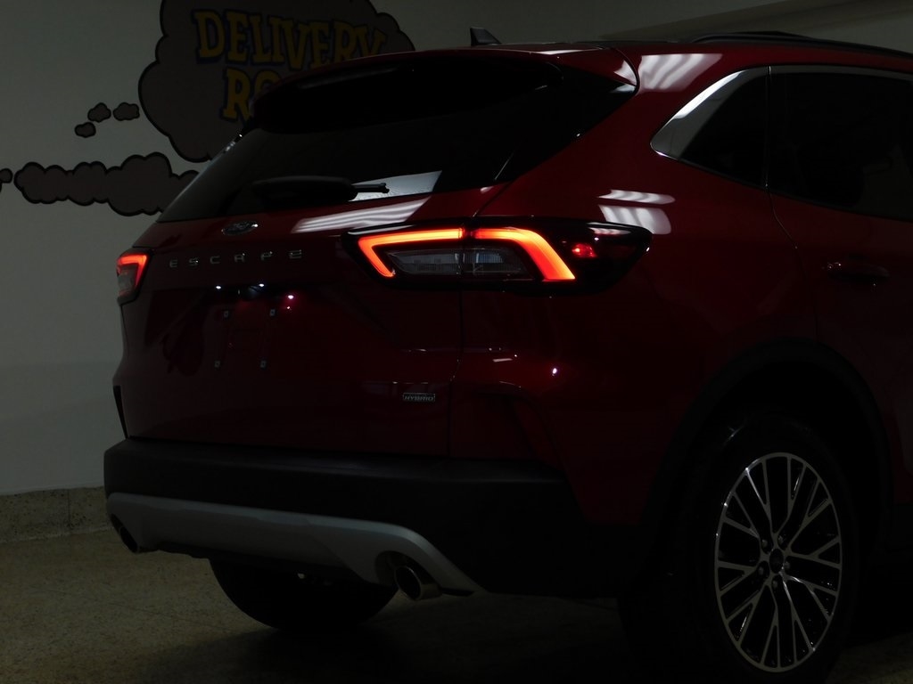 Ford Escape Plug-in Hybrid Base 2024