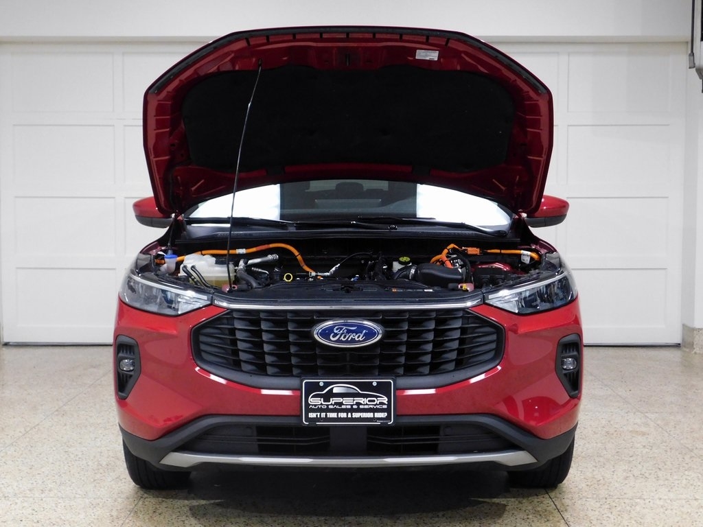 Ford Escape Plug-in Hybrid Base 2024