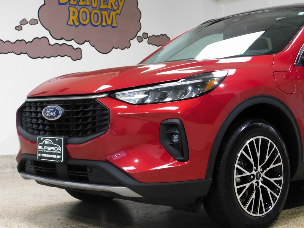 Ford Escape Plug-in Hybrid Base 2024