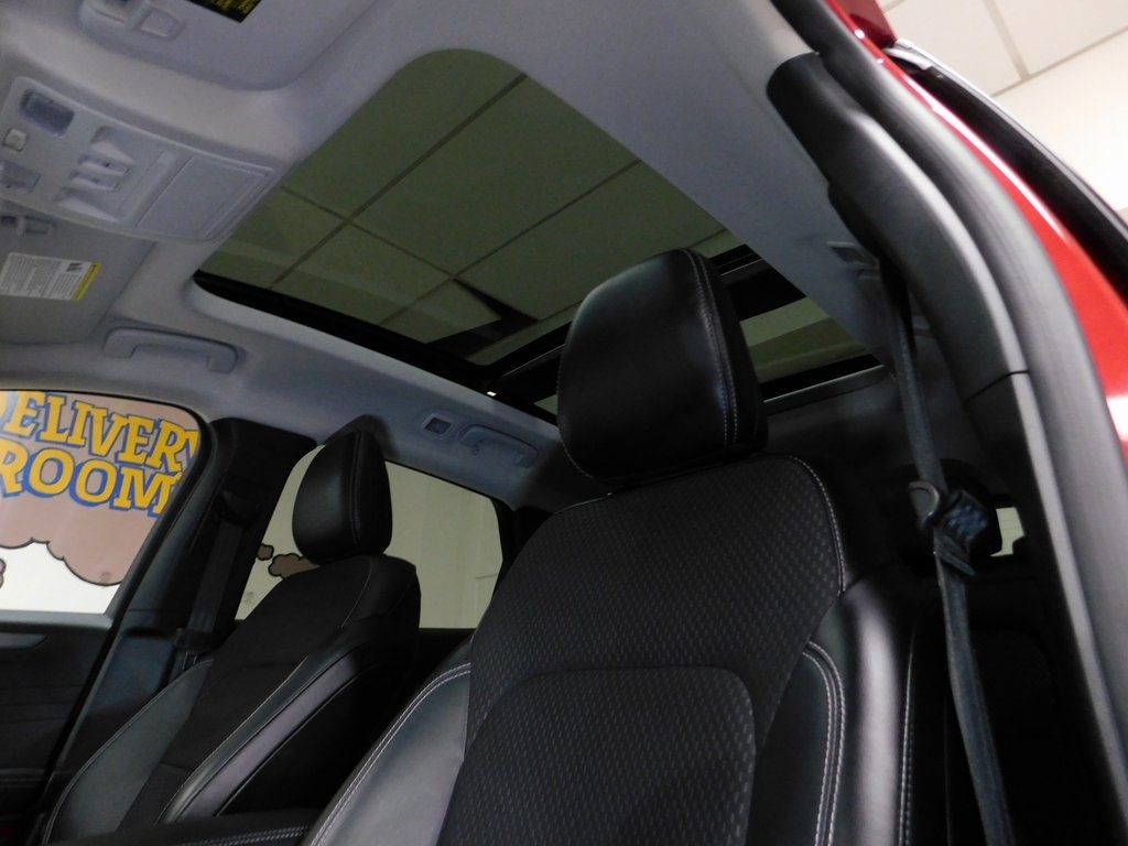 Ford Escape Plug-in Hybrid Base 2024