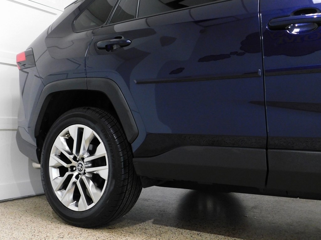 Toyota RAV4 XLE Premium AWD 2019