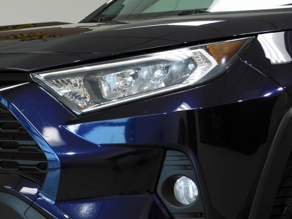 Toyota RAV4 XLE Premium AWD 2019