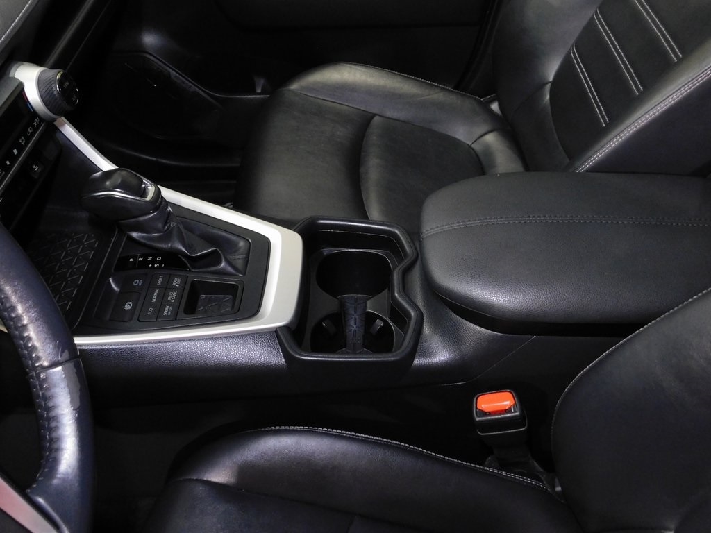 Toyota RAV4 XLE Premium AWD 2019