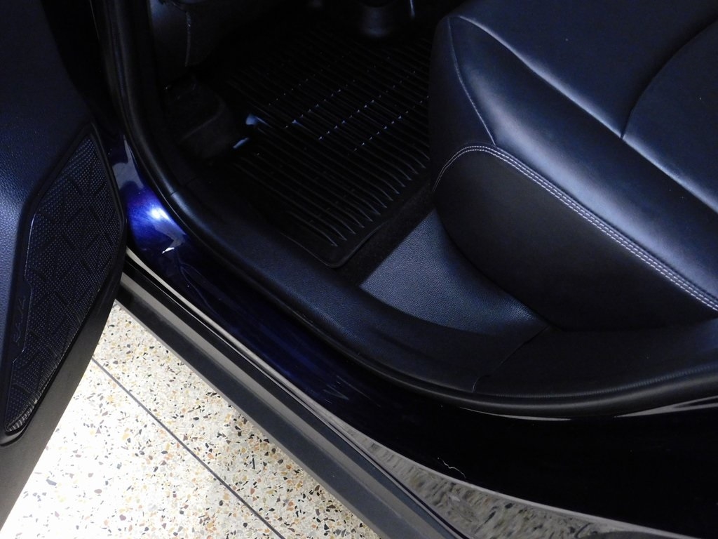 Toyota RAV4 XLE Premium AWD 2019