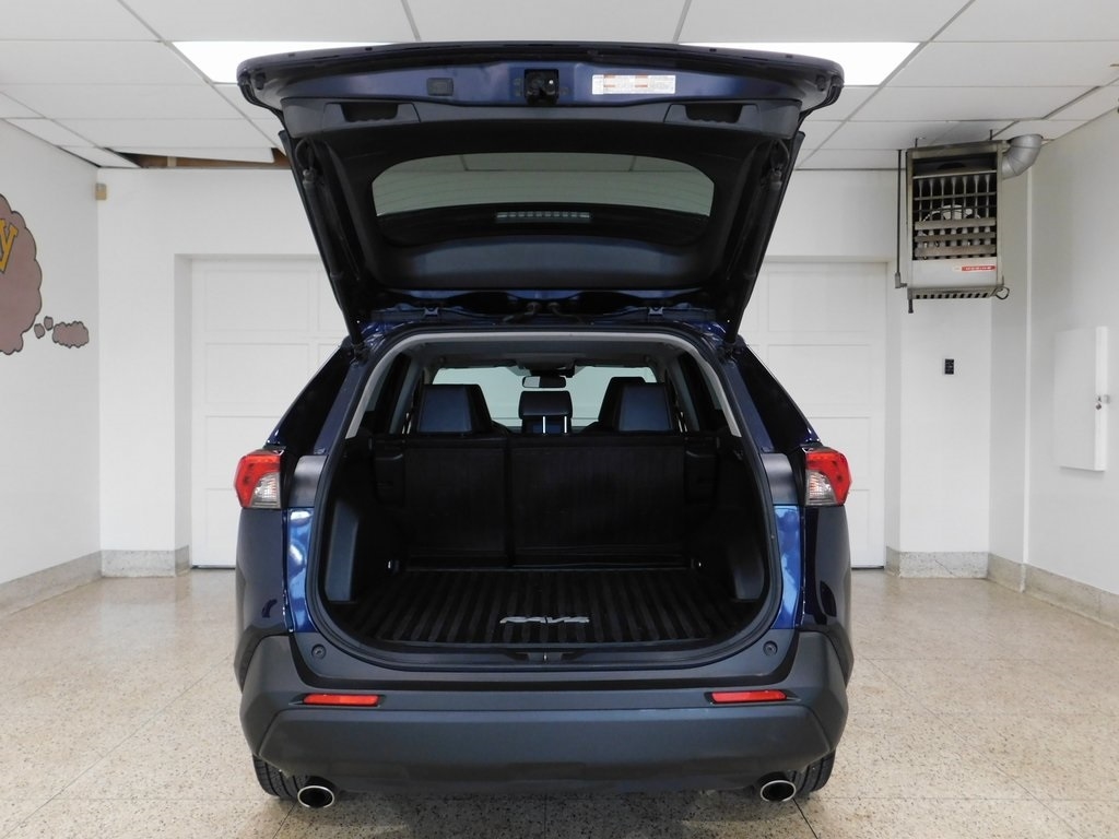 Toyota RAV4 XLE Premium AWD 2019