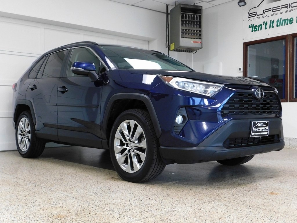 Toyota RAV4 XLE Premium AWD 2019