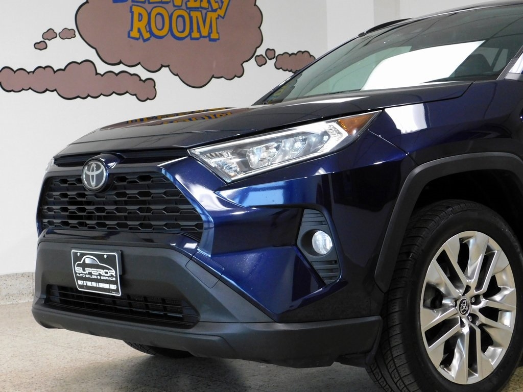 Toyota RAV4 XLE Premium AWD 2019