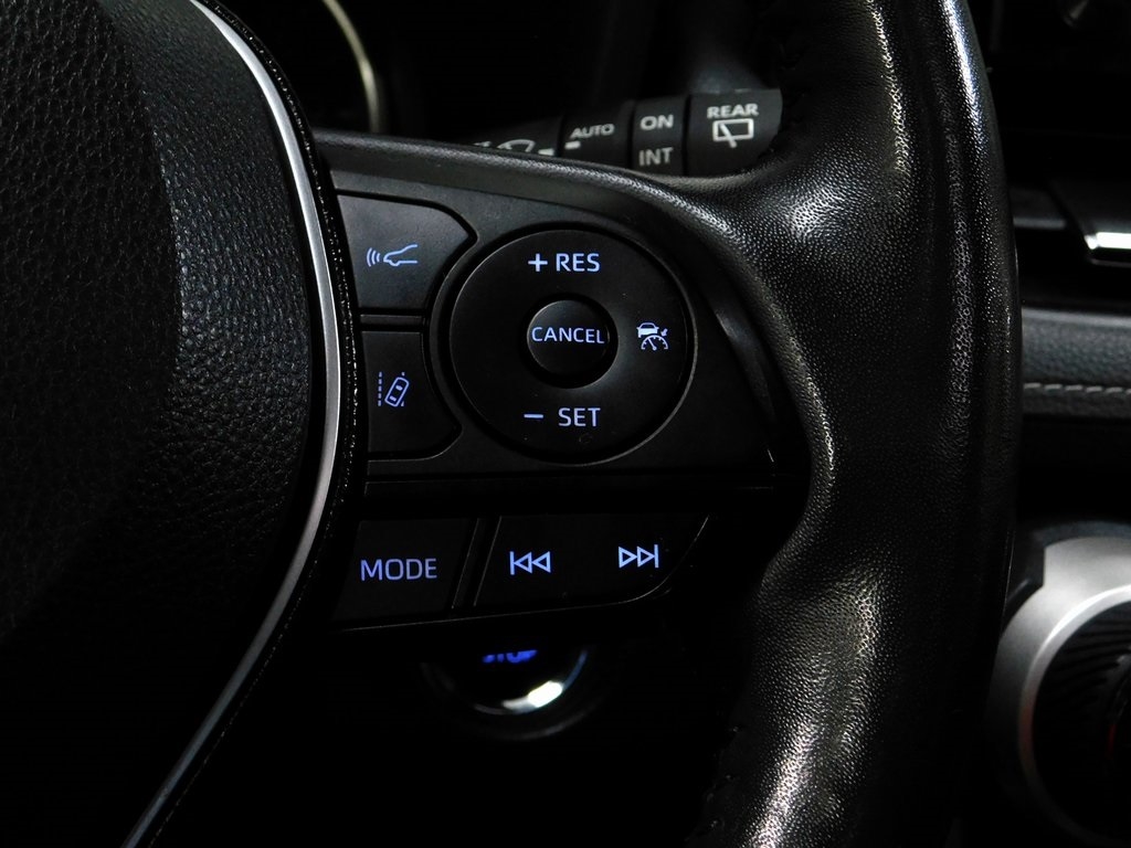 Toyota RAV4 XLE Premium AWD 2019