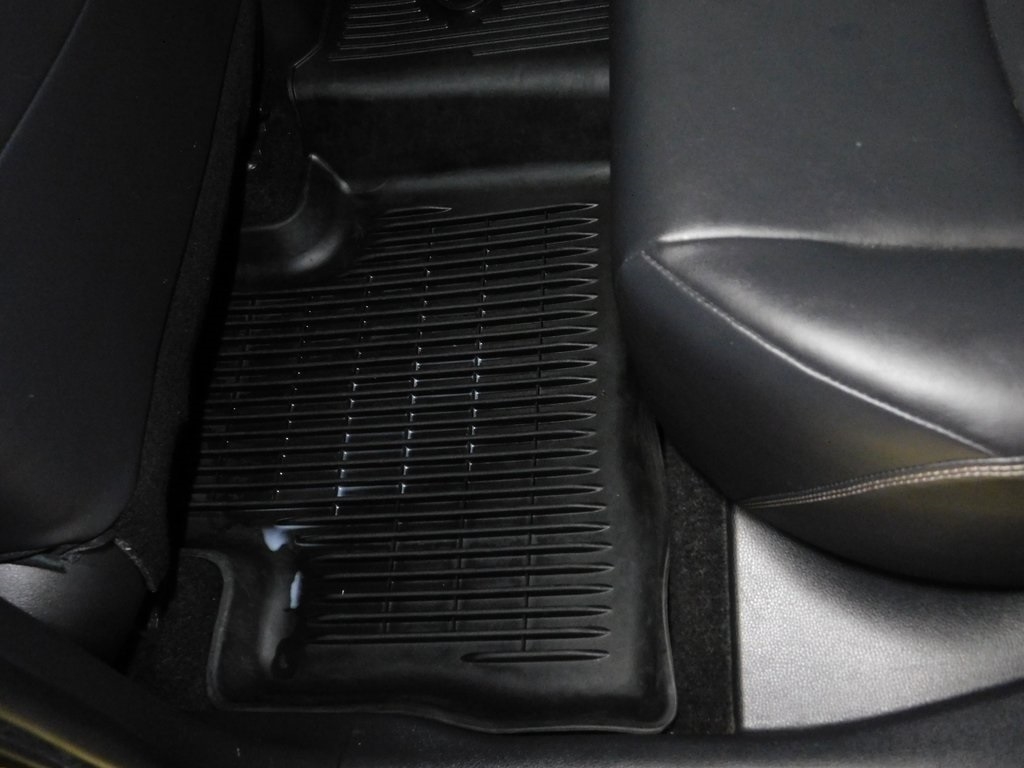 Toyota RAV4 XLE Premium AWD 2019