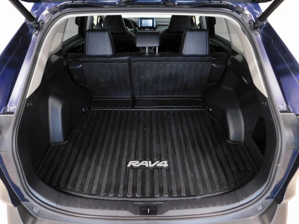 Toyota RAV4 XLE Premium AWD 2019