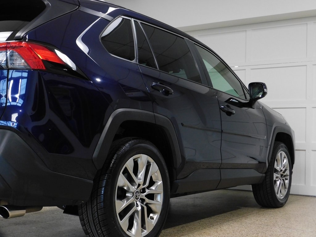 Toyota RAV4 XLE Premium AWD 2019