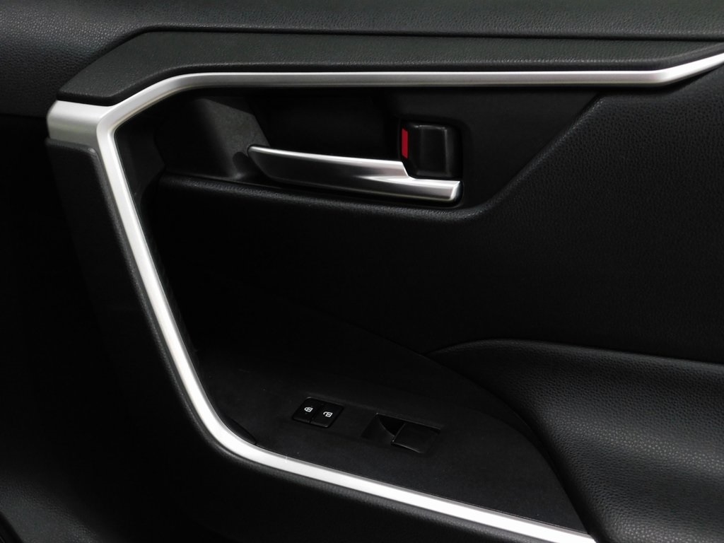 Toyota RAV4 XLE Premium AWD 2019