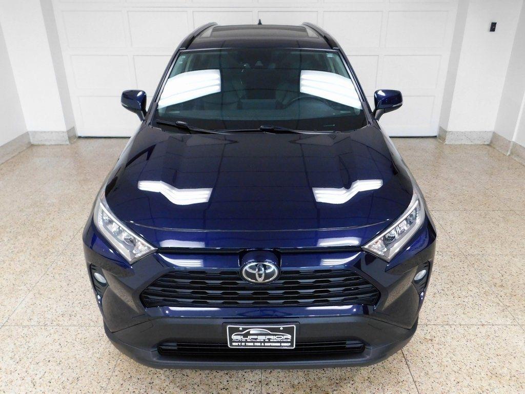 Toyota RAV4 XLE Premium AWD 2019