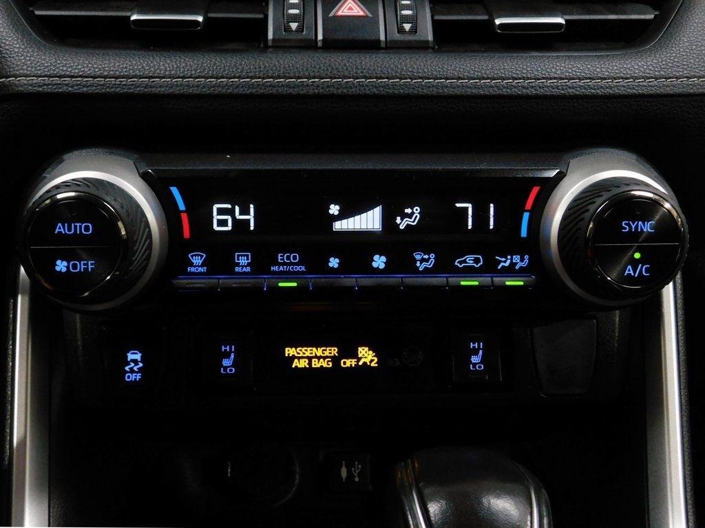 Toyota RAV4 XLE Premium AWD 2019