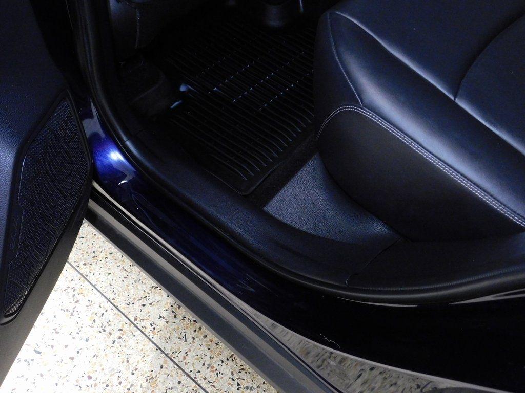 Toyota RAV4 XLE Premium AWD 2019