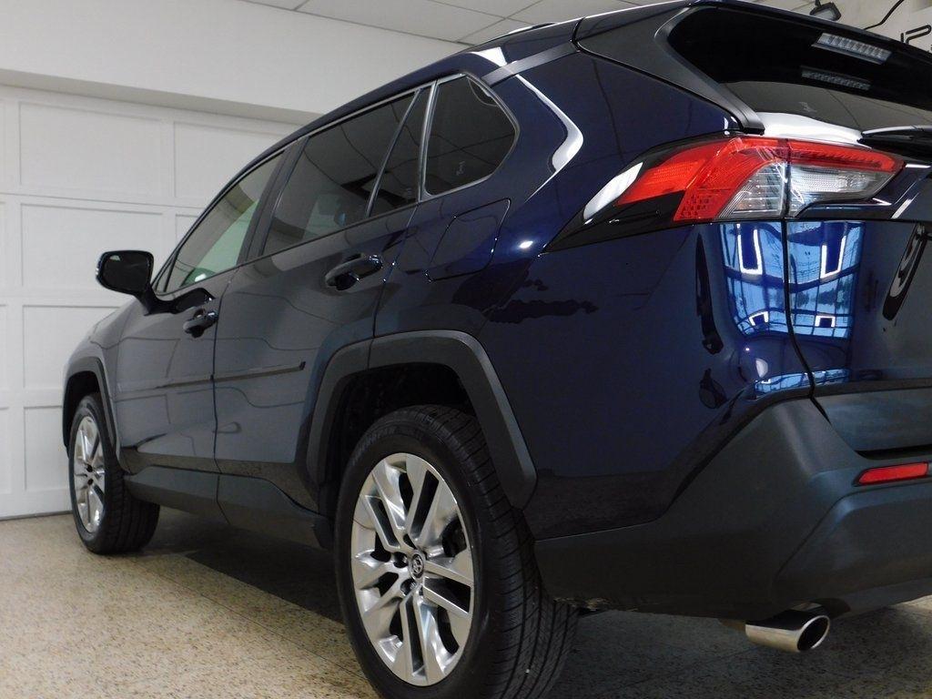 Toyota RAV4 XLE Premium AWD 2019