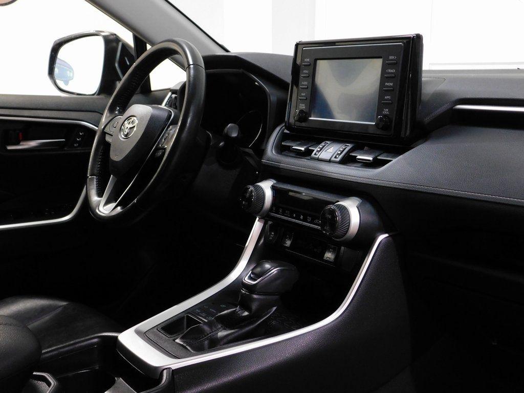 Toyota RAV4 XLE Premium AWD 2019