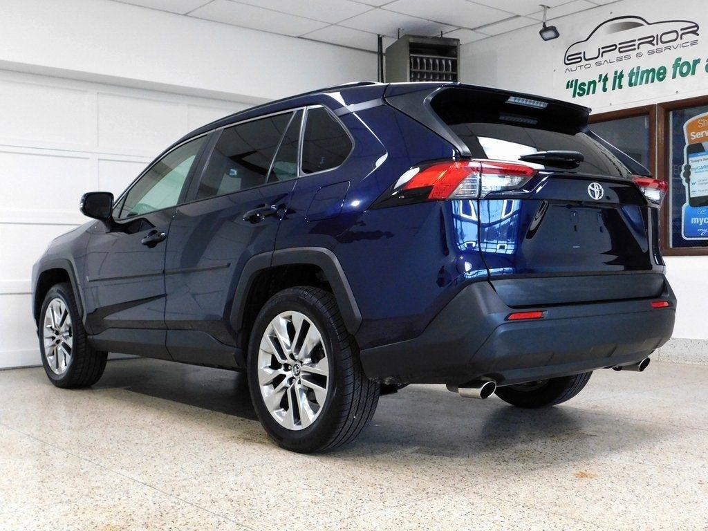 Toyota RAV4 XLE Premium AWD 2019