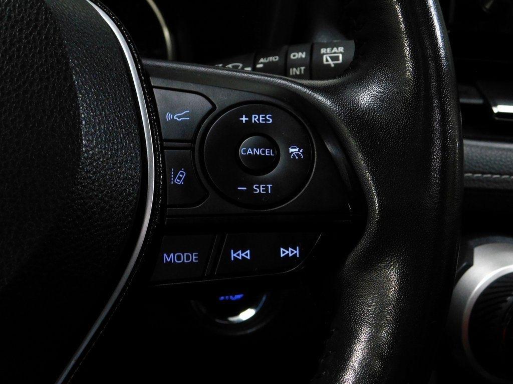 Toyota RAV4 XLE Premium AWD 2019