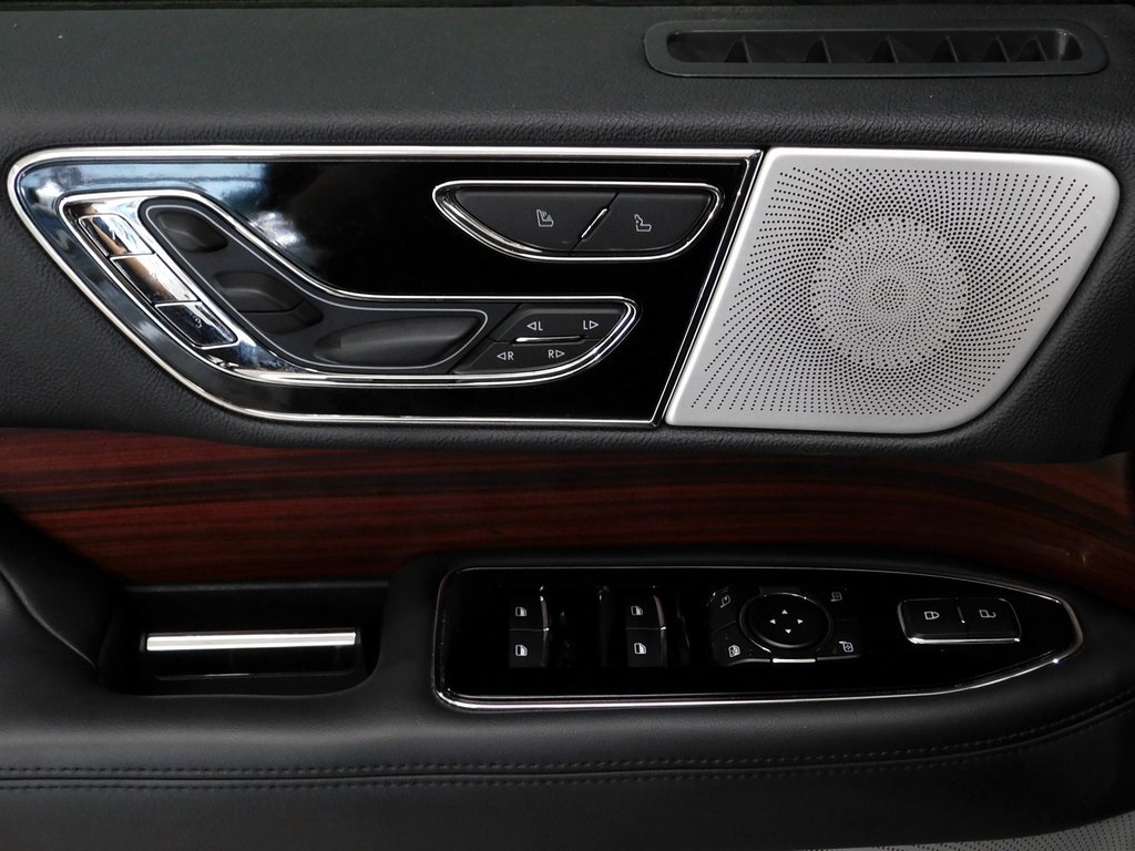 Lincoln Navigator Reserve 2024