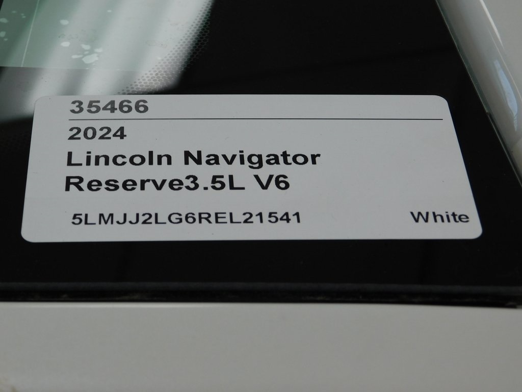 Lincoln Navigator Reserve 2024