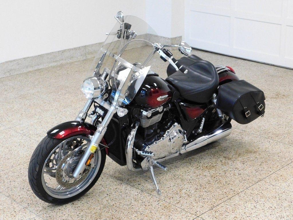 Triumph Thunderbird ABS  2012