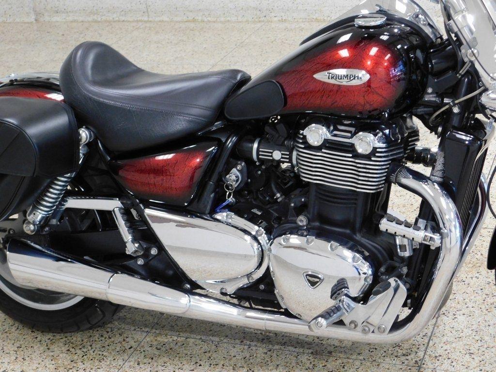 Triumph Thunderbird ABS  2012