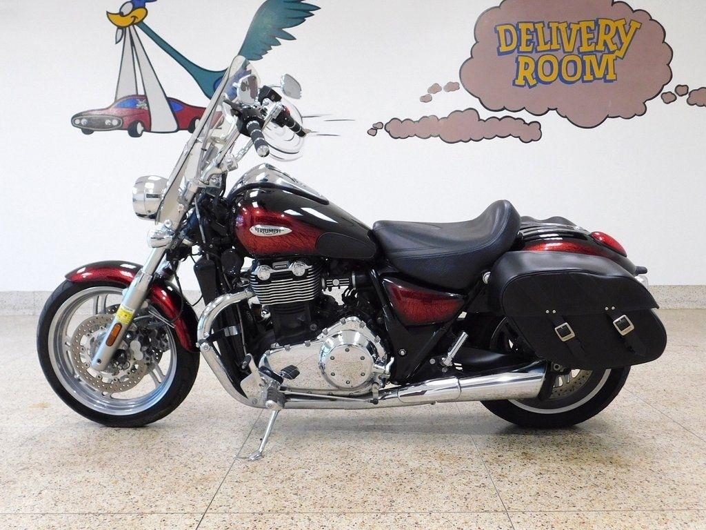 Triumph Thunderbird ABS  2012