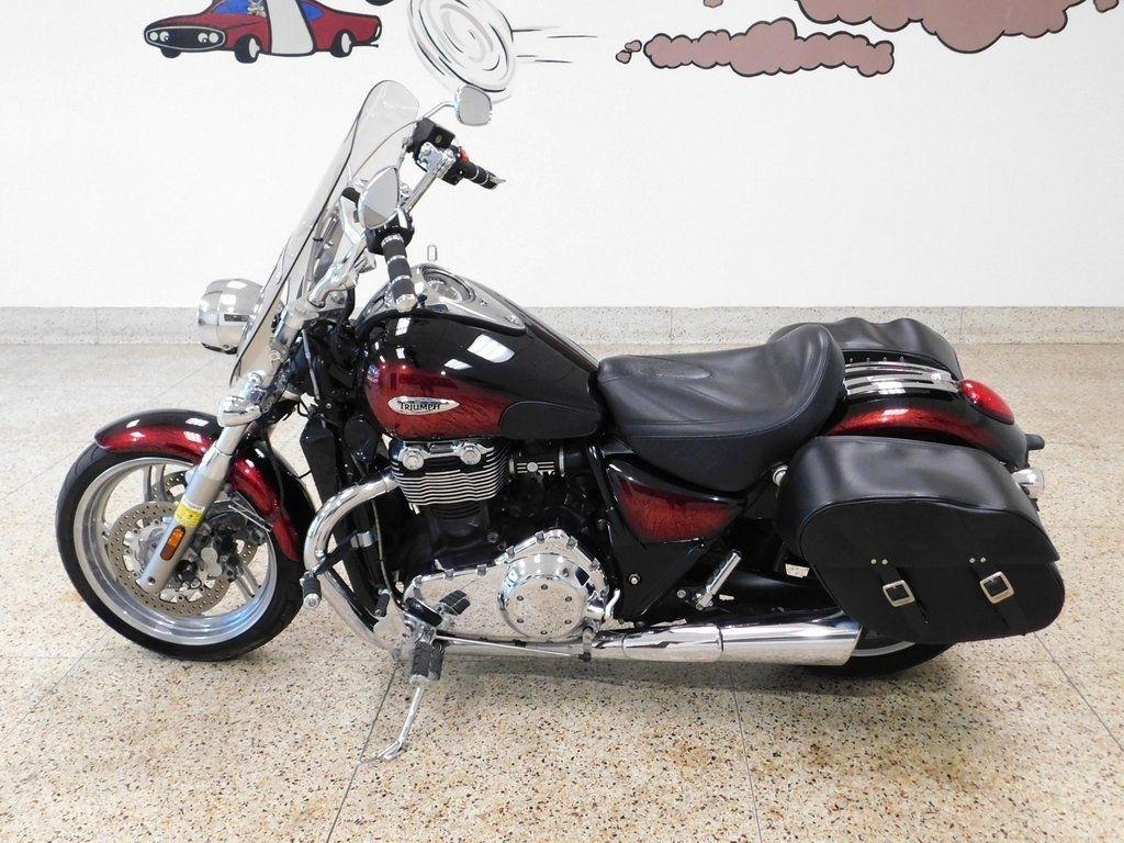 Triumph Thunderbird ABS  2012